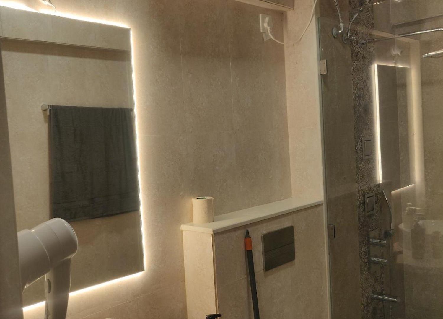 2bhk Luxurious Near Bkc Hotel *