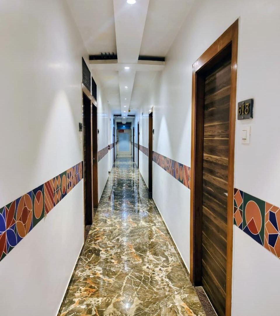 Hotel Square International 5*