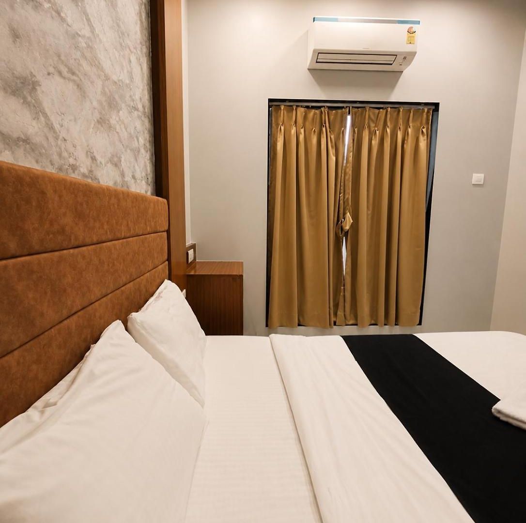 Transit Seven Hills Near Airport T2 3* Mumbai