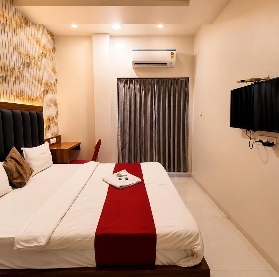 Transit Seven Hills Near Airport T2 Hotel Mumbai