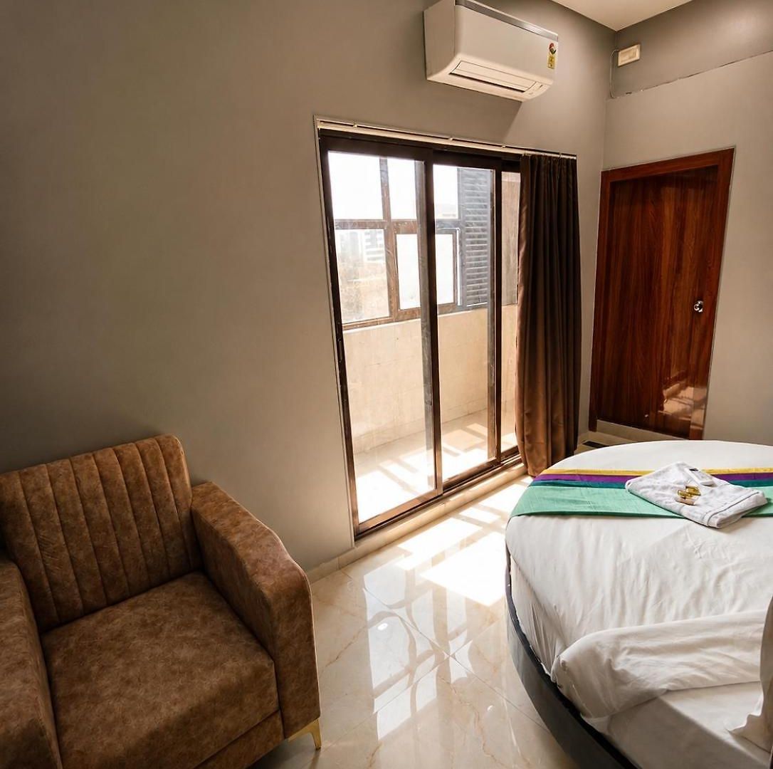 Transit Seven Hills Near Airport T2 3* Mumbai