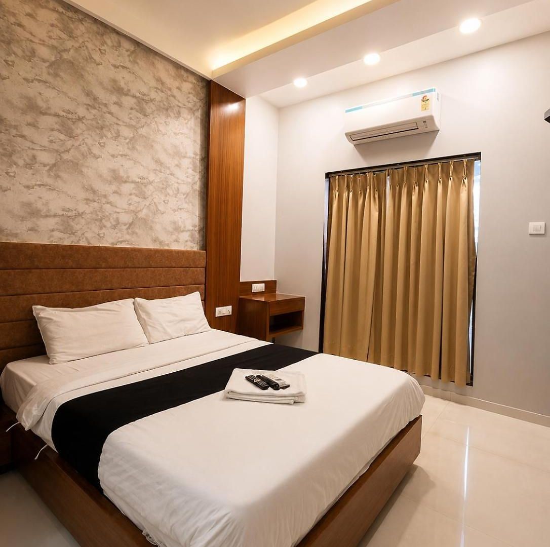 Transit Seven Hills Near Airport T2 3* Mumbai