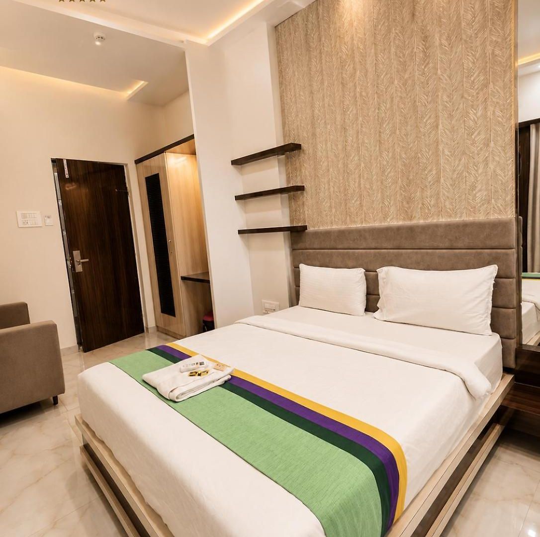 Transit Seven Hills Near Airport T2 Hotel 3*
