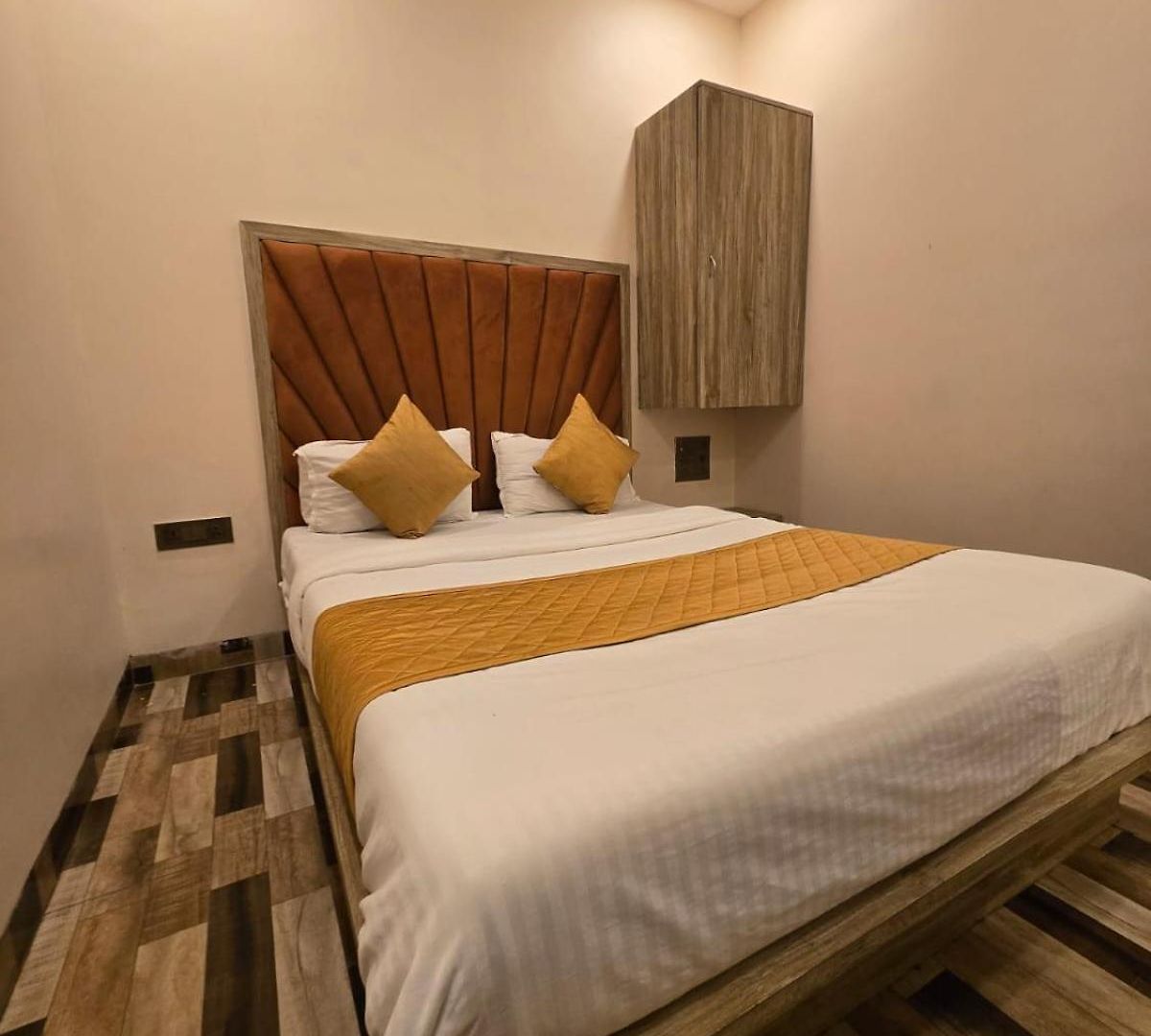 Royce Bkc - Near Jio Convention Centre And Us Consulate Hotel