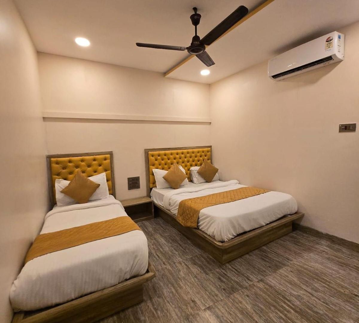 Royce Bkc - Near Jio Convention Centre And Us Consulate Hotel 3*