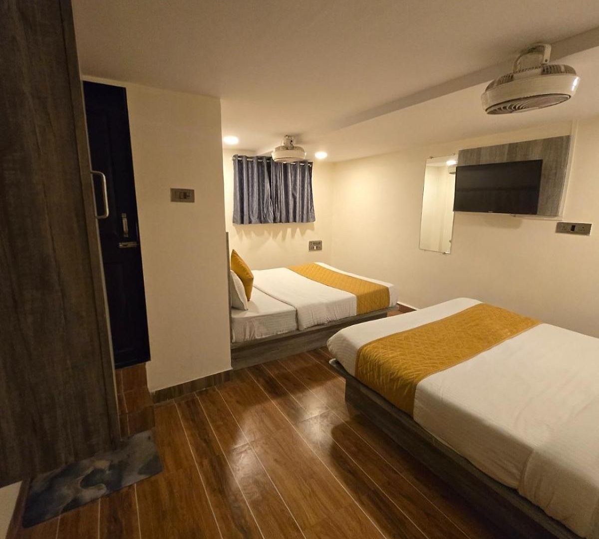 Royce Bkc - Near Jio Convention Centre And Us Consulate Hotel