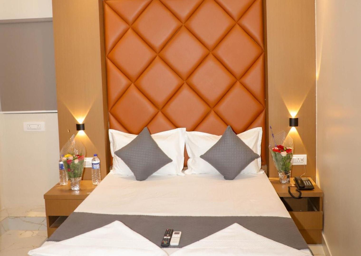 Pramila Hotel 3*