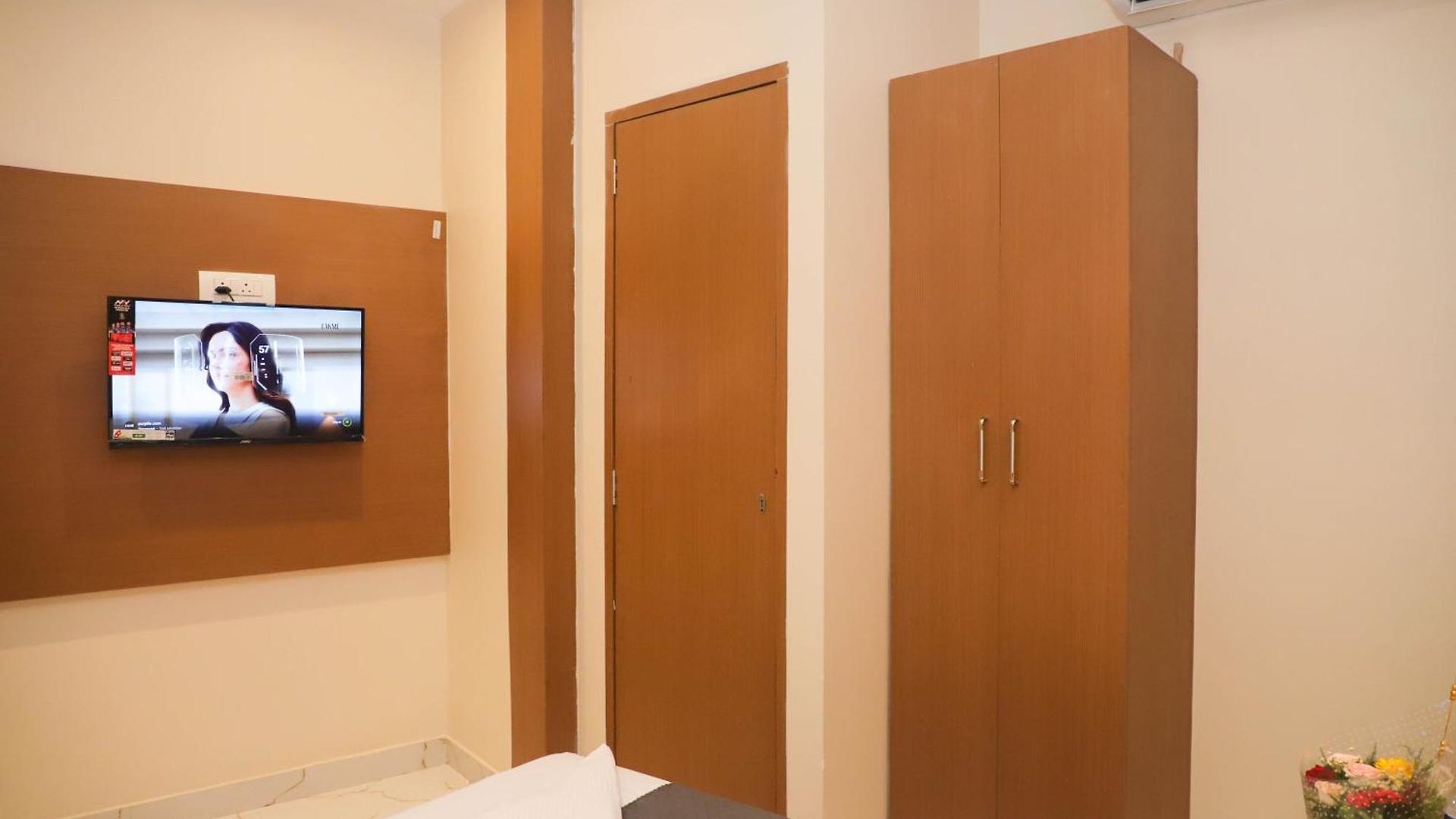 Hotel Pramila 3*