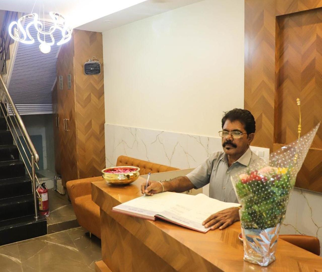 Hotel Pramila Mumbai