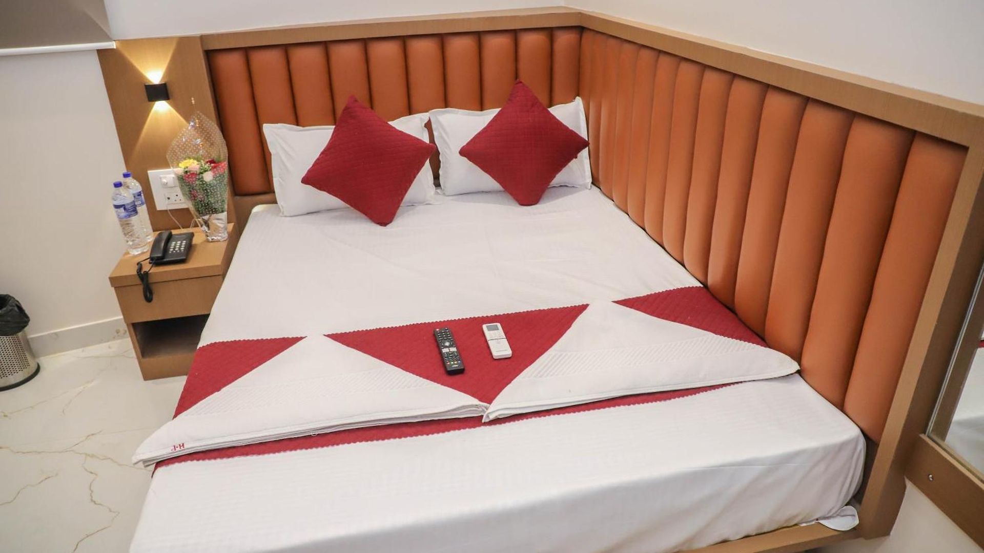 Hotel Pramila 3*