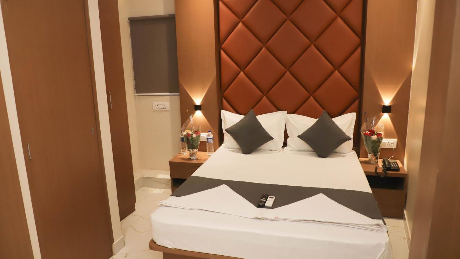 Pramila 3* Mumbai