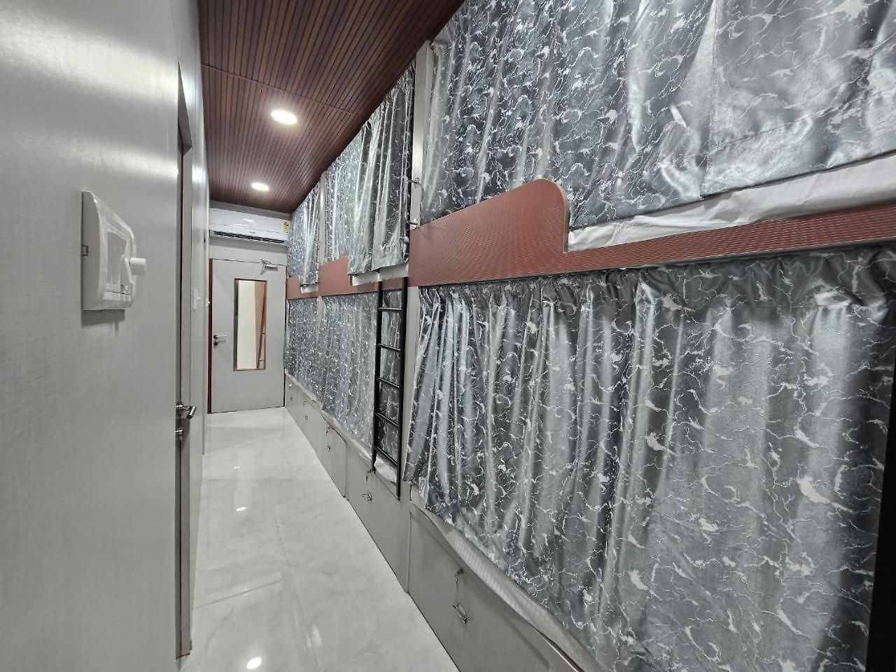 The Cloud Hostel *