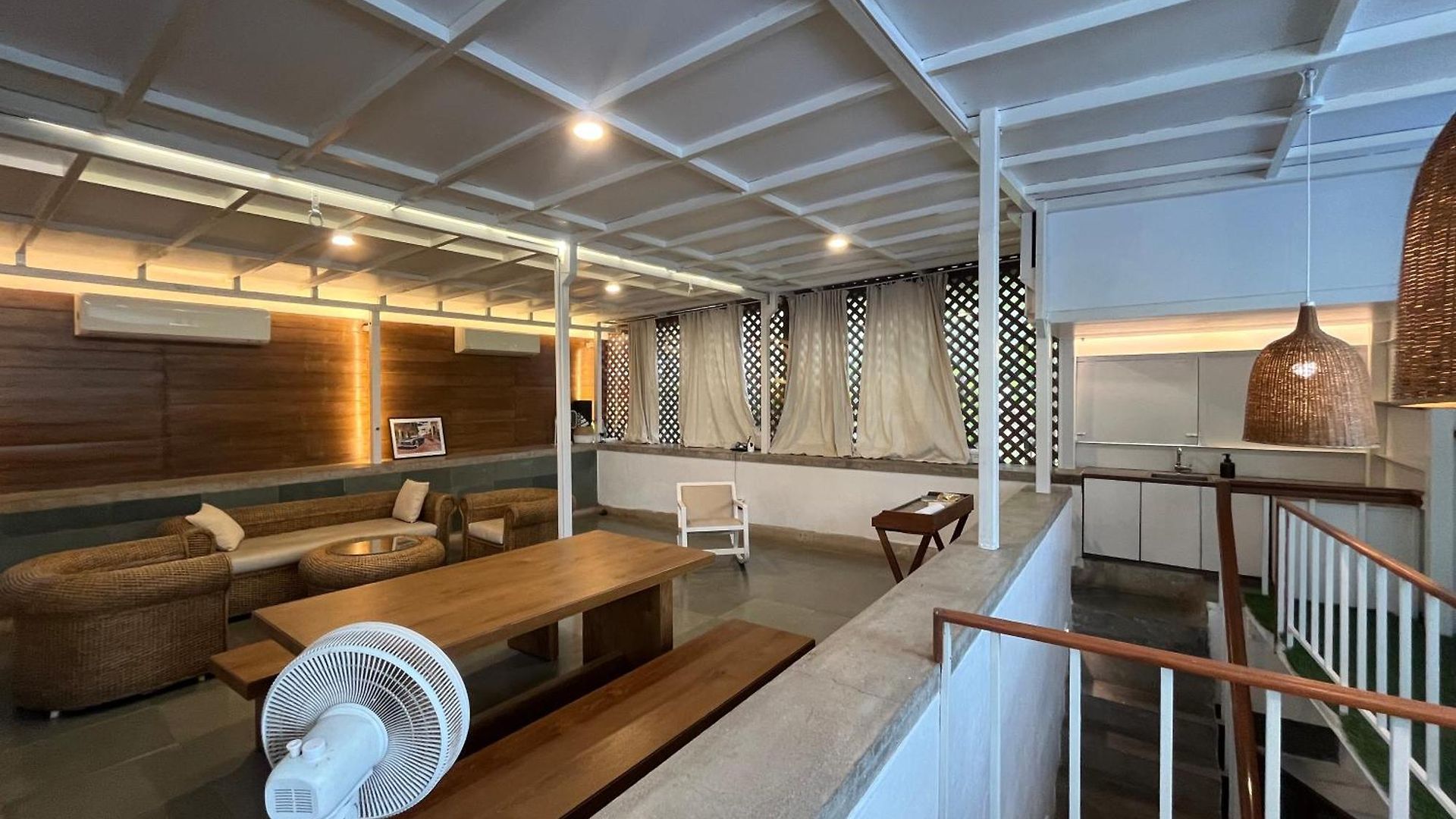Pali House-bandra Guest house Mumbai