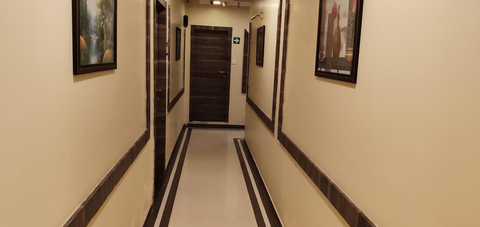Guest house Rs Court *
