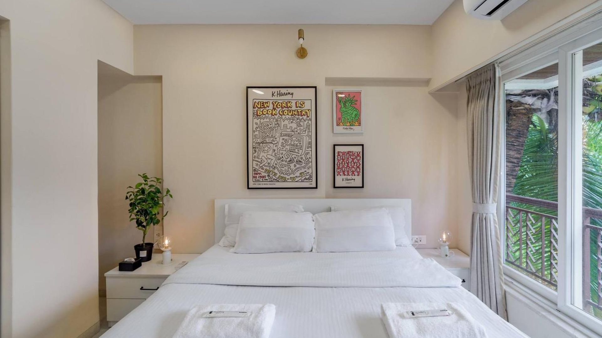 Zen A - Stylish Private Room In Shared 3Bhk *
