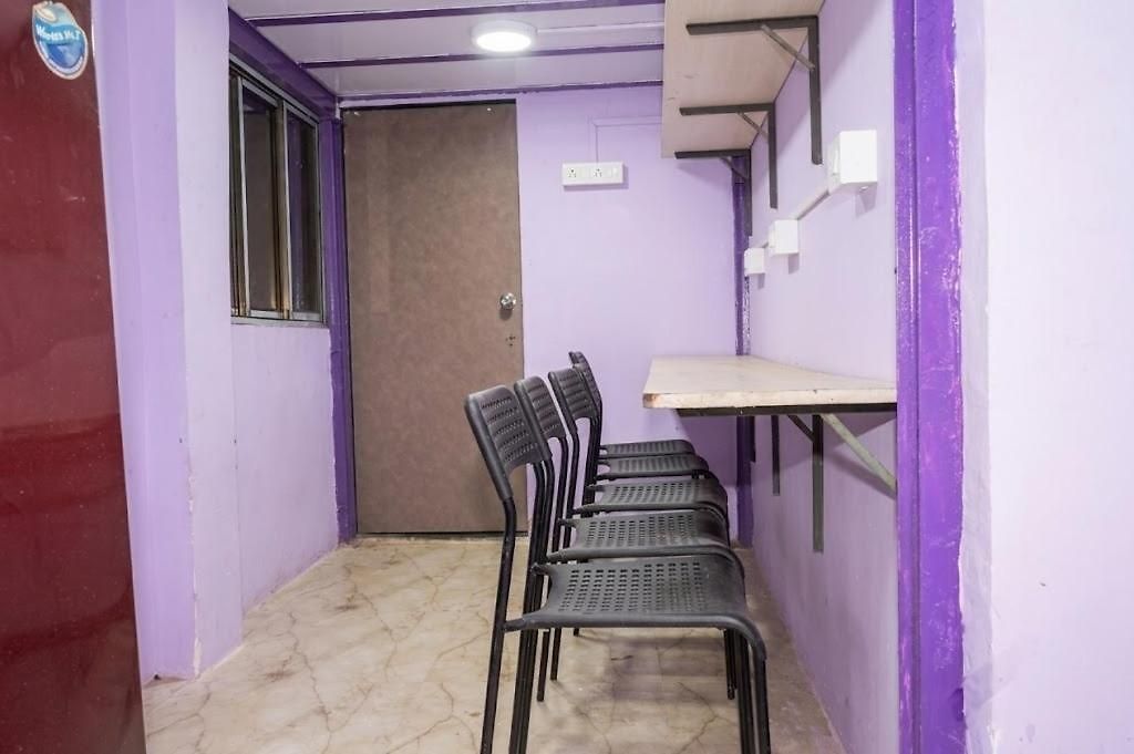 Hostelhuez Hostel *