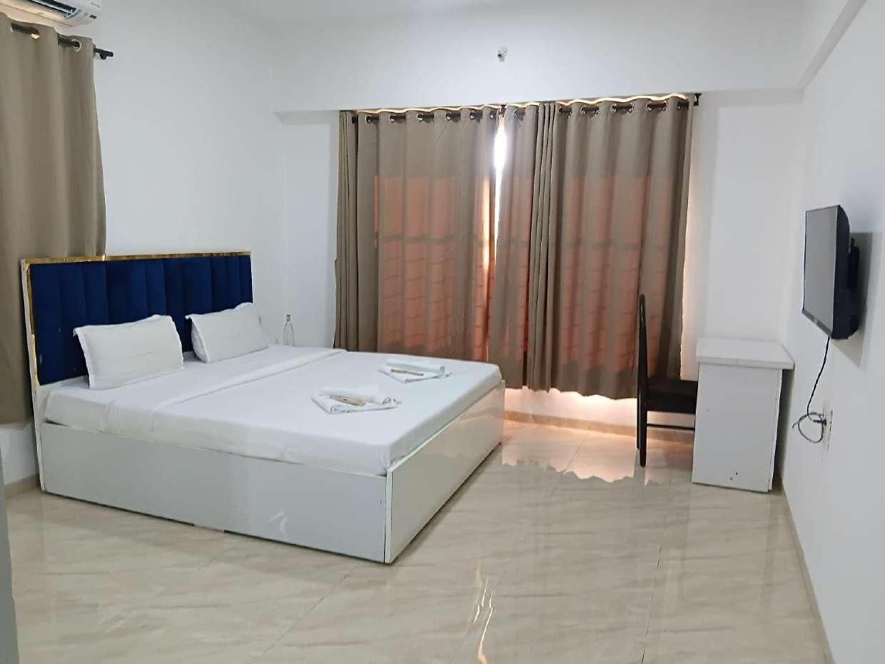 Bed & Breakfast Abode Homes Service Prabhadevi Mumbai