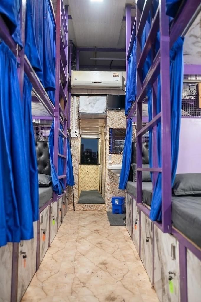 Hostelhuez *