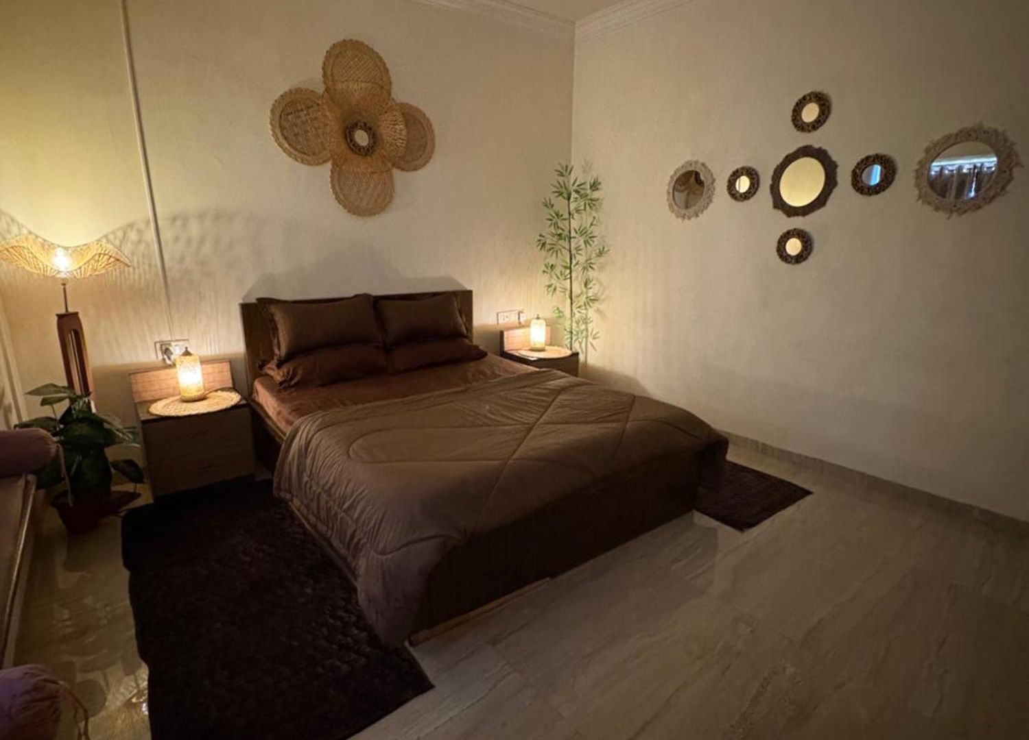 Cozy Private In Shared Of Royal Palms Homestay *