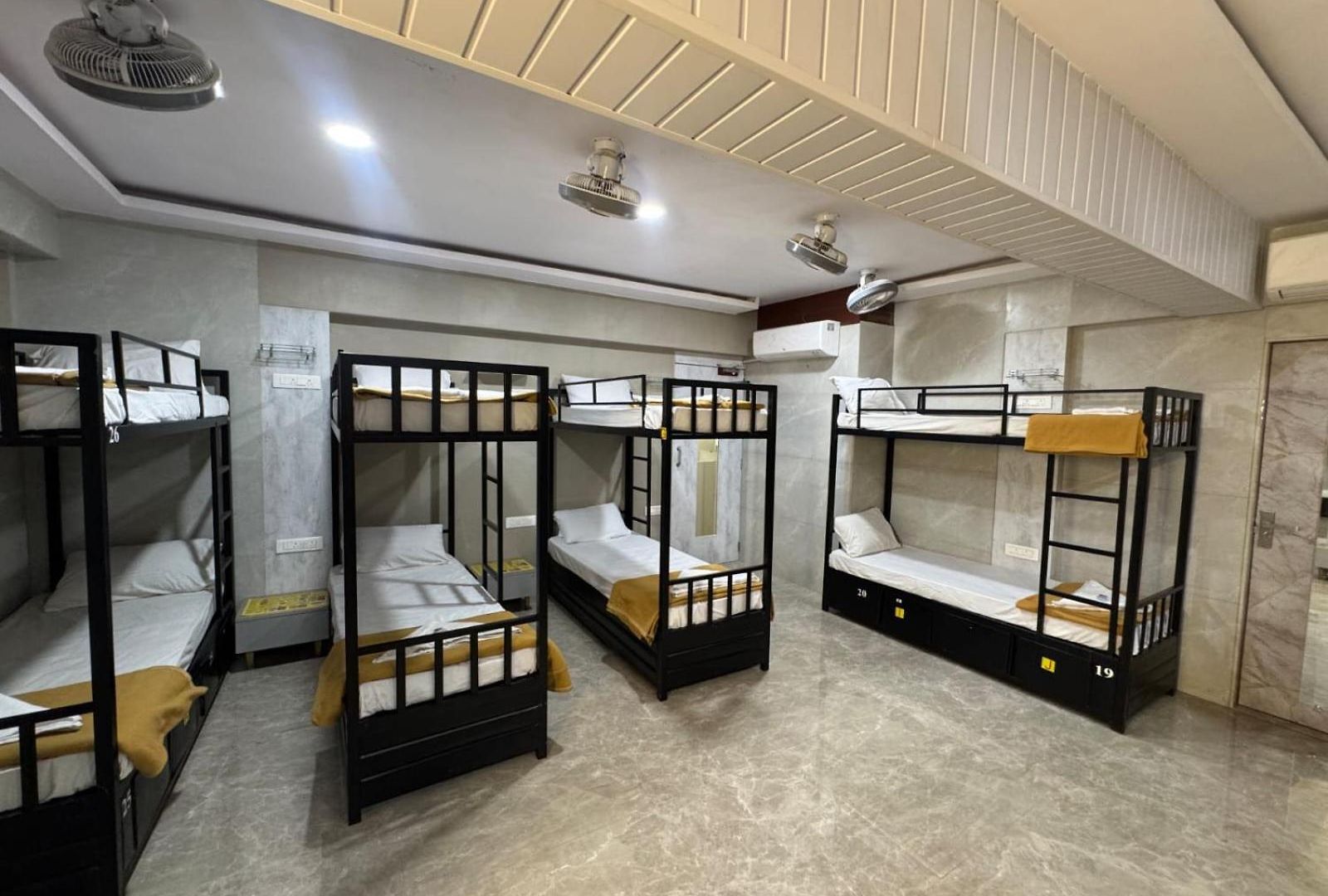 Mehta Girls And Pg, Girls Only Hostel *