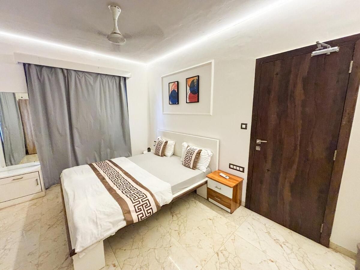Glasshouse Luxury Villa, 4 Bed Private Pool Gorai * Mumbai