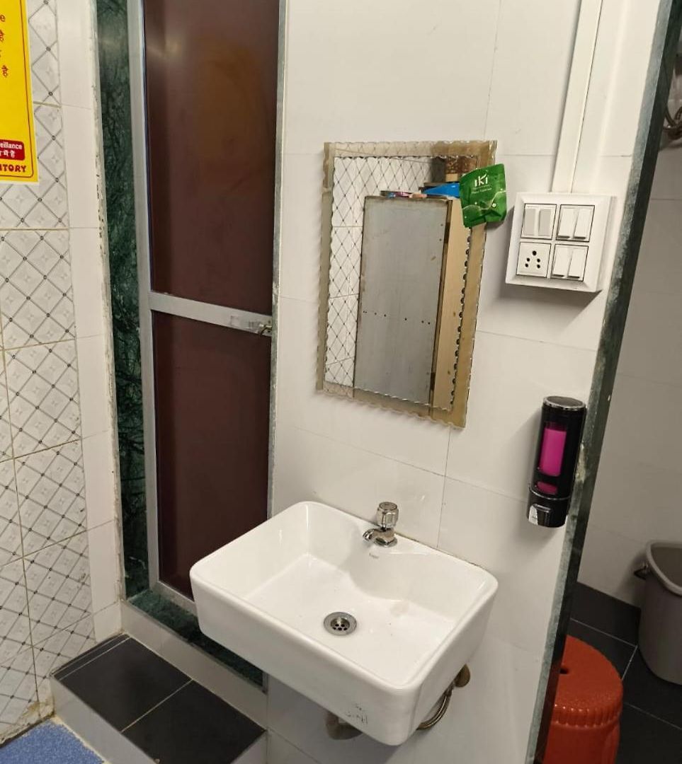 Mariyam Hostel