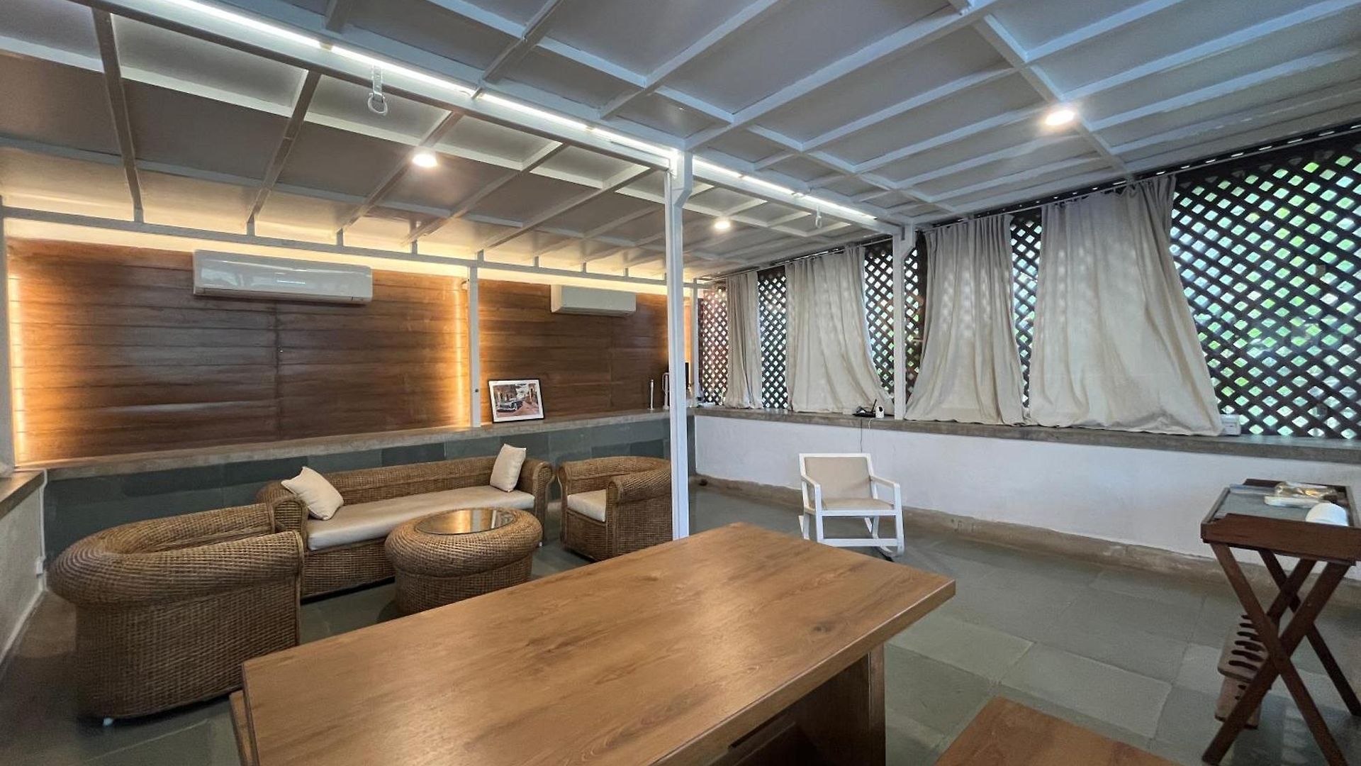 Pali House-bandra Guest house