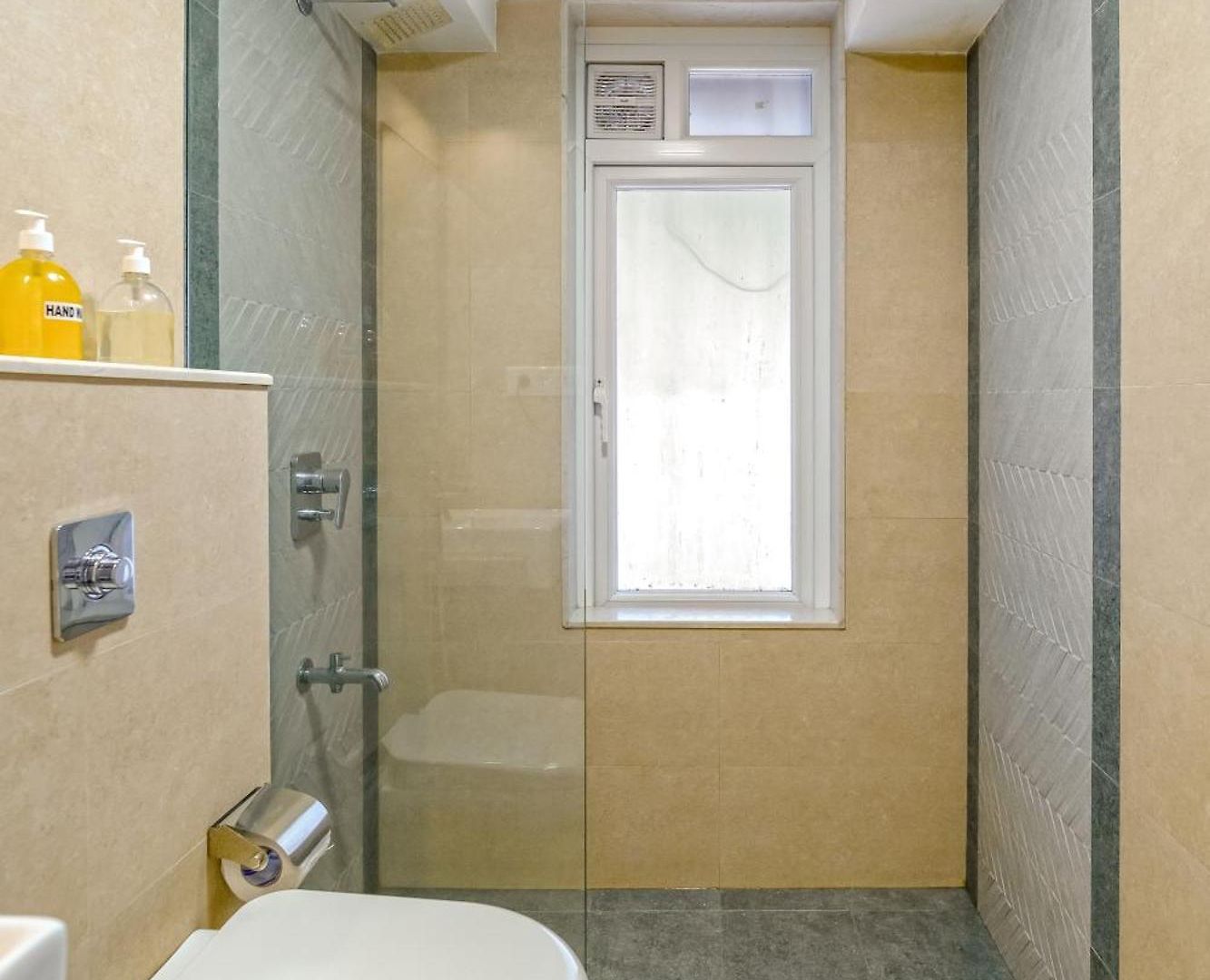 Zen A - Stylish Private Room In Shared 3Bhk *