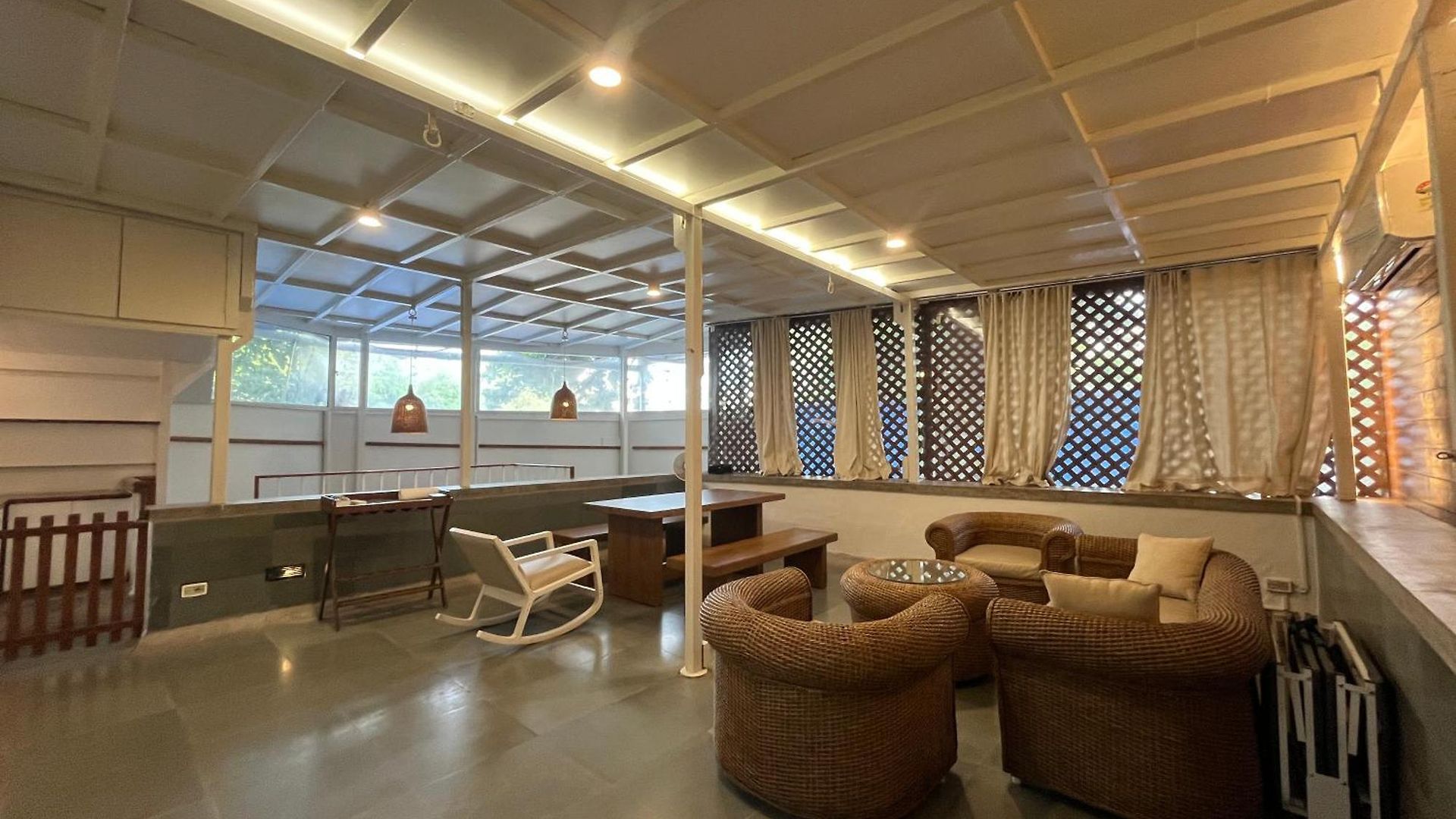 Guest house Pali House-bandra Mumbai
