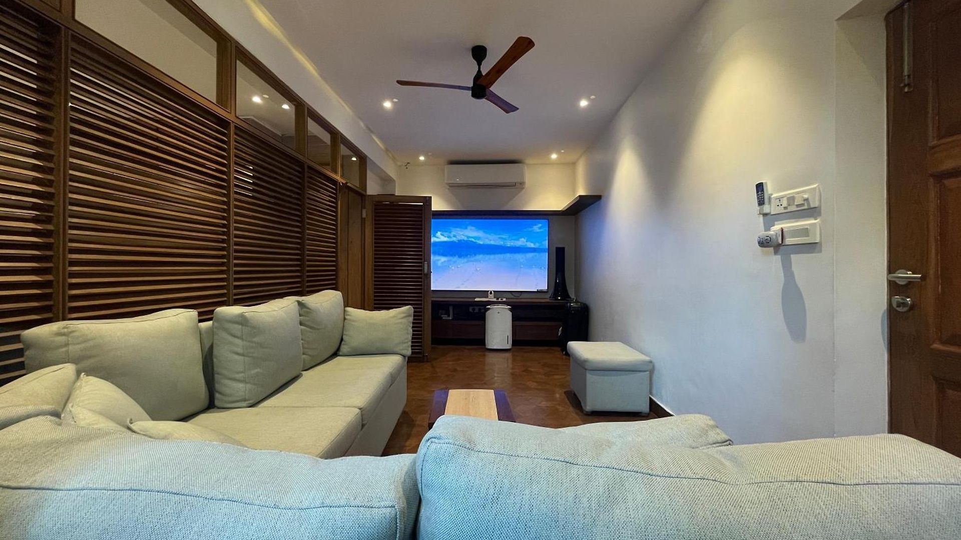 Guest house Pali House-bandra Mumbai