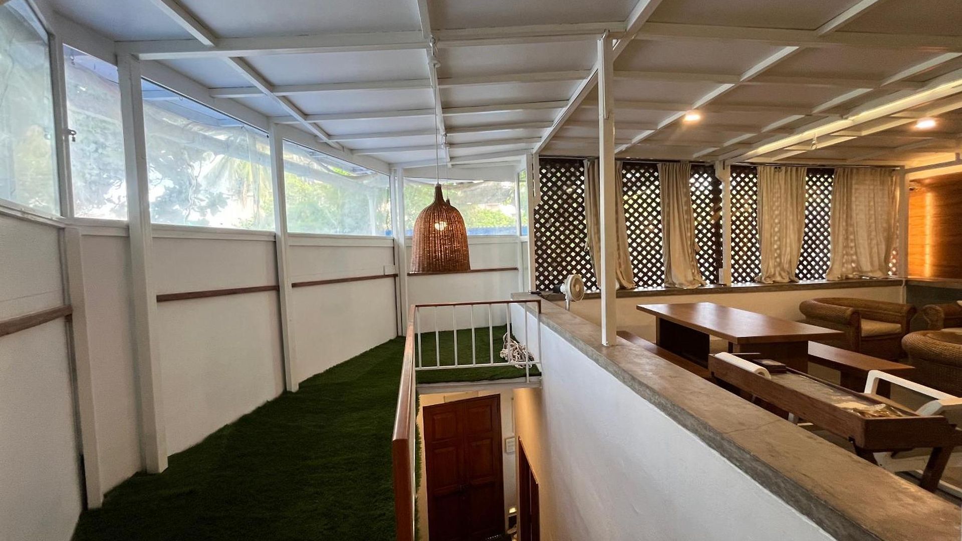 Pali House-bandra Guest house