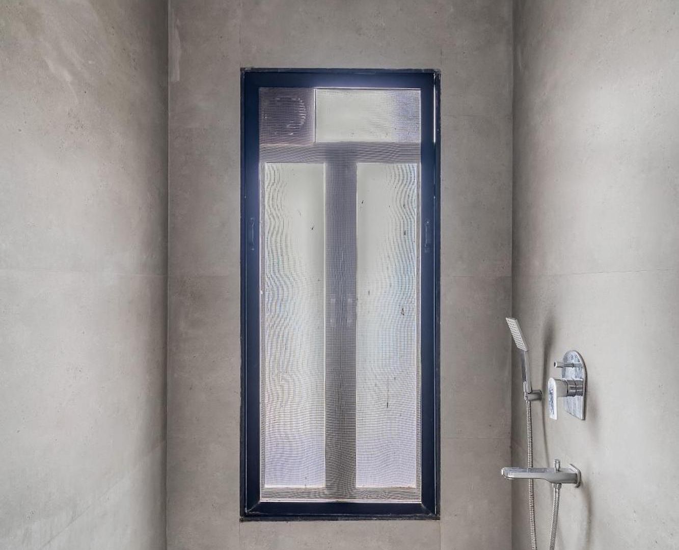 Ganga Jamuna Shared In A Private 3bhk In Bandra West By Squareone *