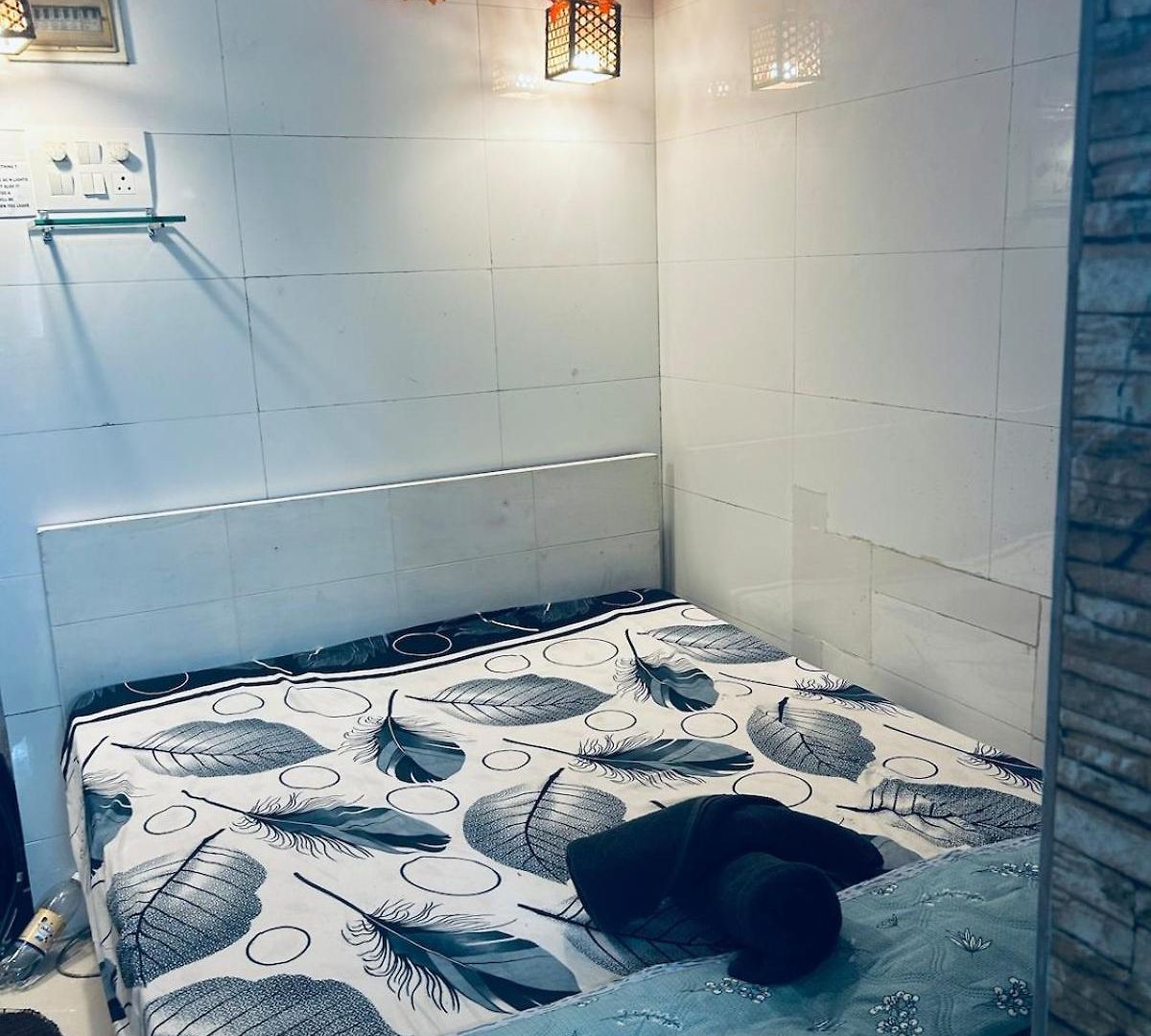 Apartment Den Near Carter Sea *