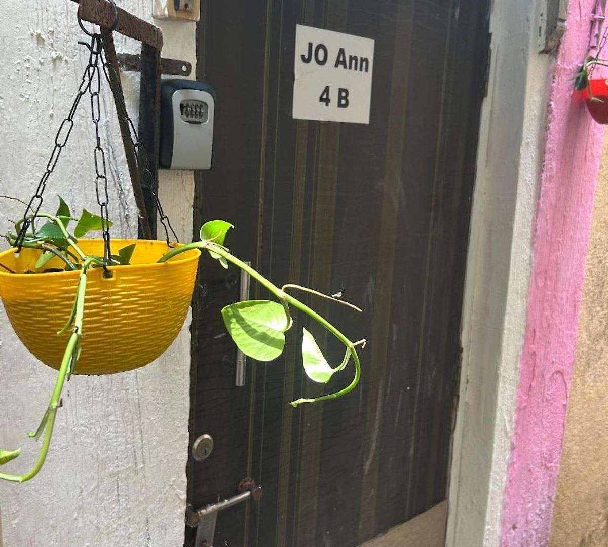 Apartment Peaceful Bandra W Mumbai