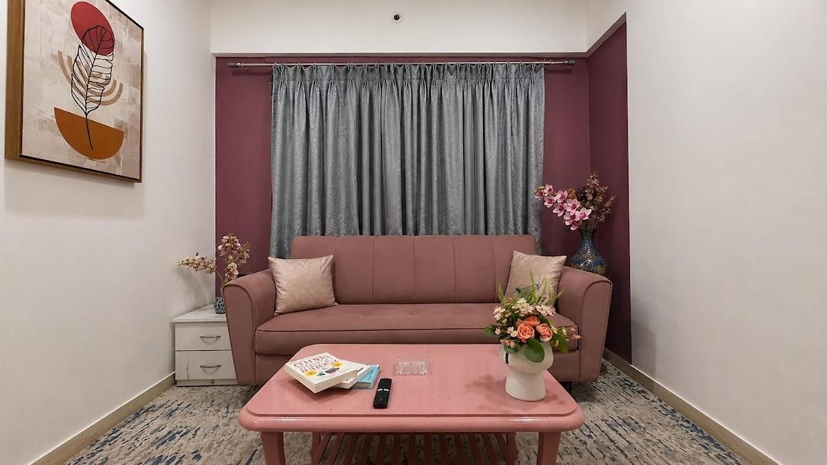 The House Of Colours L Near In Andheri West Apartment *