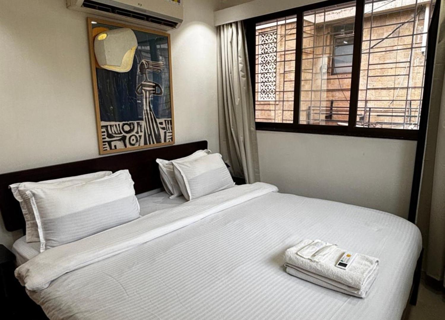 Pearl 1bhk In Bandra W By Square One Apartment *