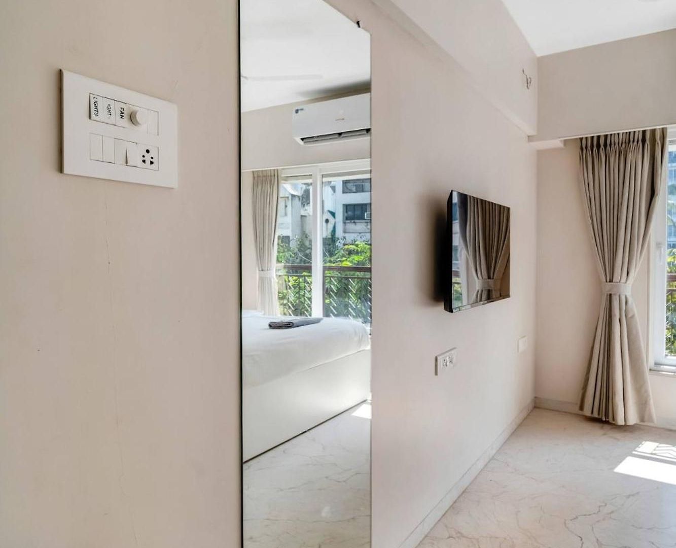 Tao B Cozy Private In Shared 3bhk