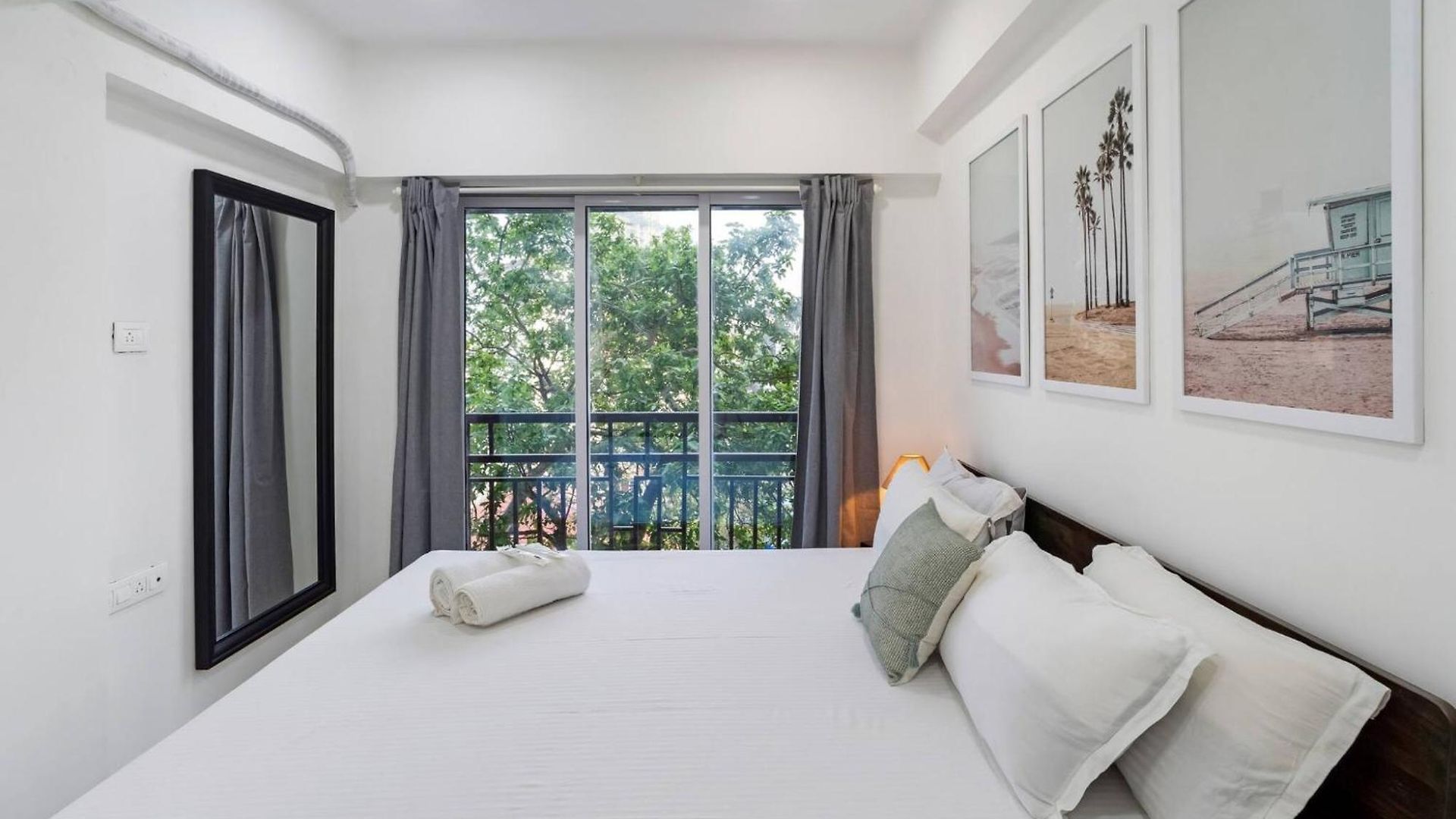 Apartment Luna: Chic Secure 1 Bhk In The Heart Of Bandra W *