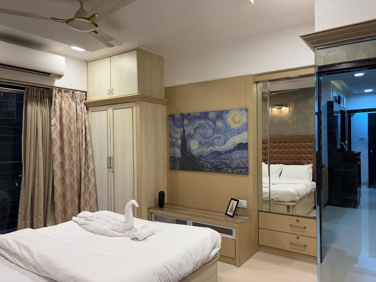 Luxury 2bhk , 5 Min To Bkc , Fast Wifi Apartment *