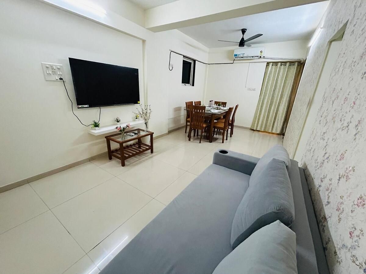 Apartment 2bhk Flat Near Hiranandini Powai- Star Homes *