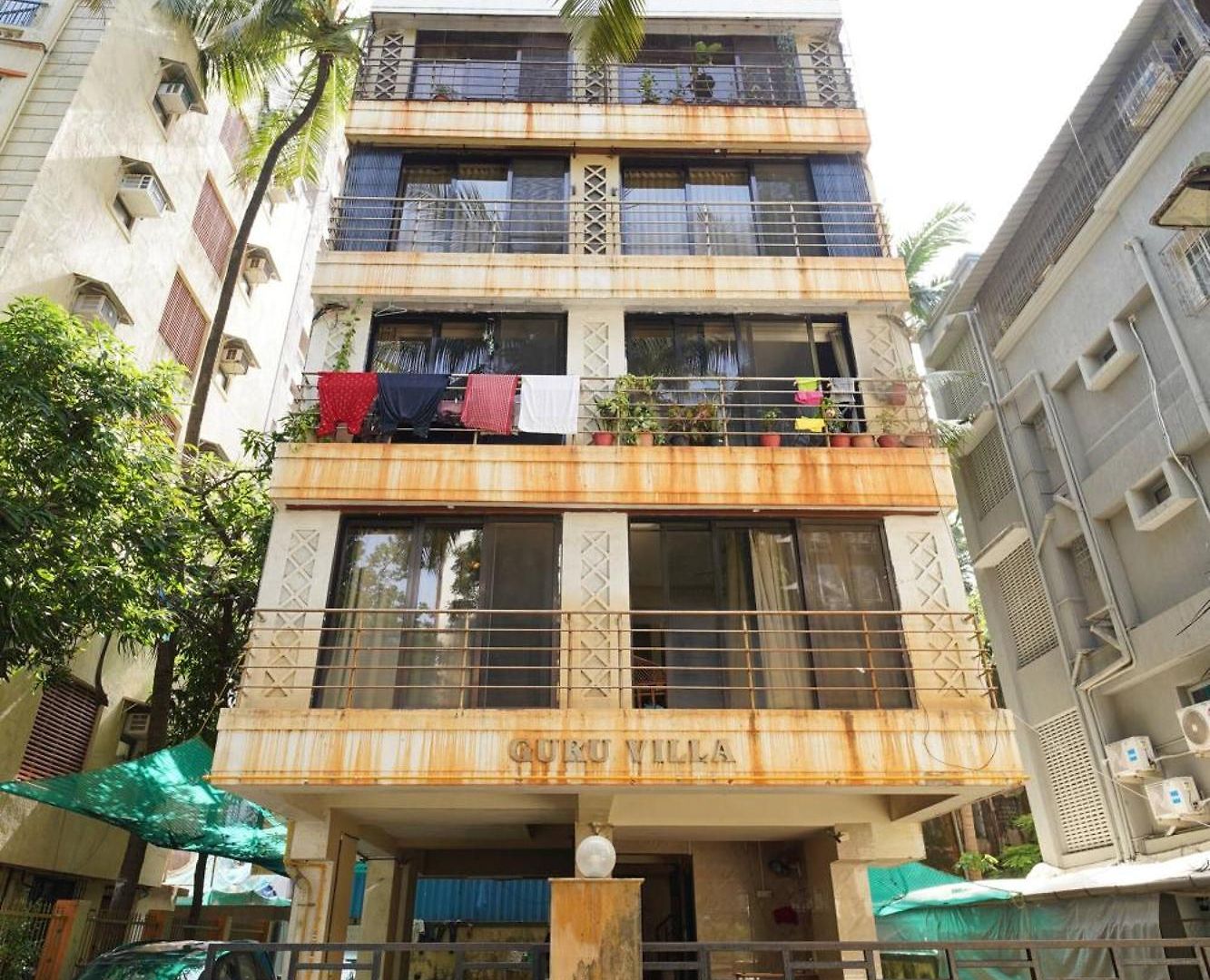 Athena Elegant 2bhk In Khar Gated Connected Apartment *