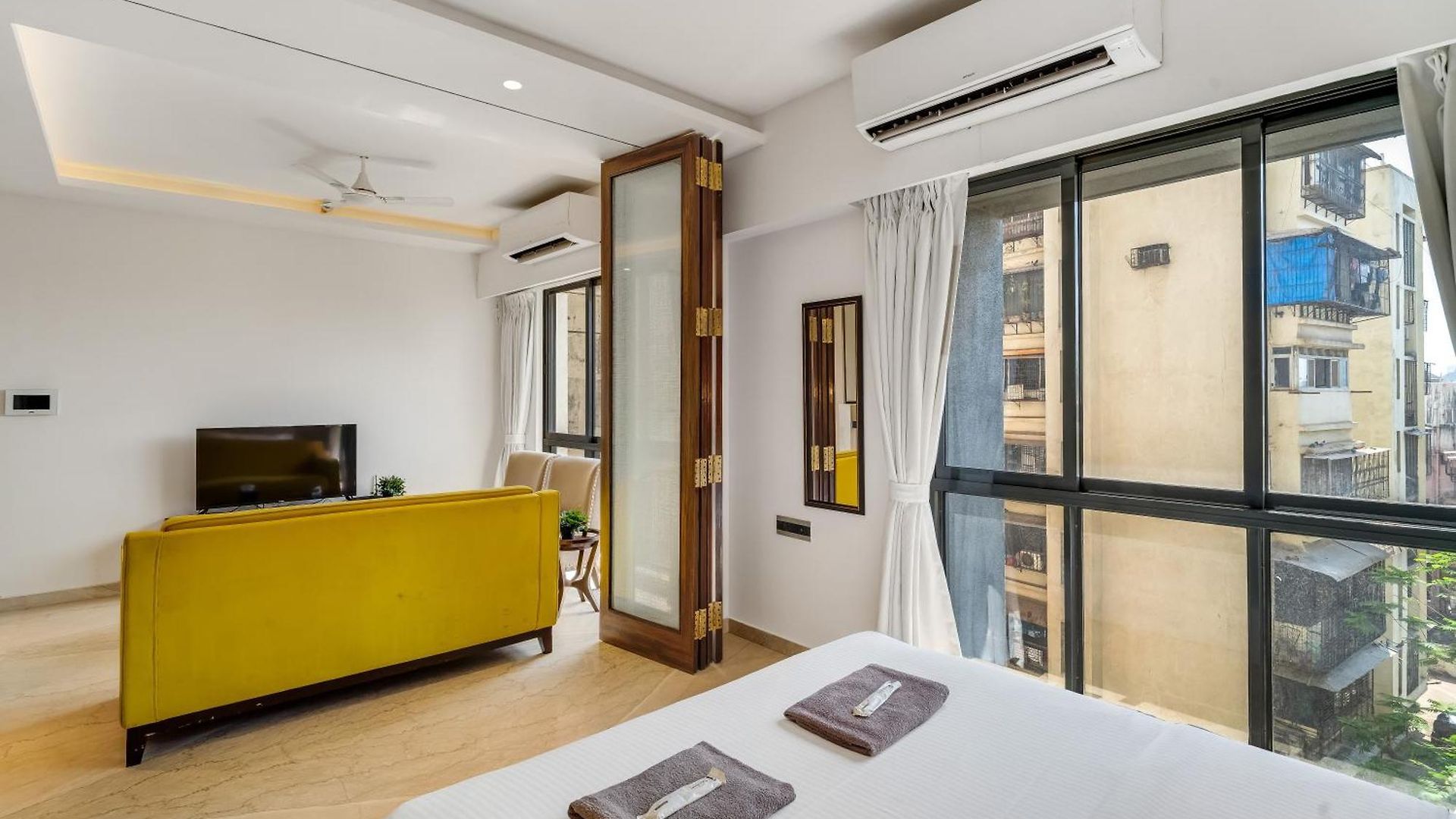 Ov Premium Near Bkc By Square One Apartment *