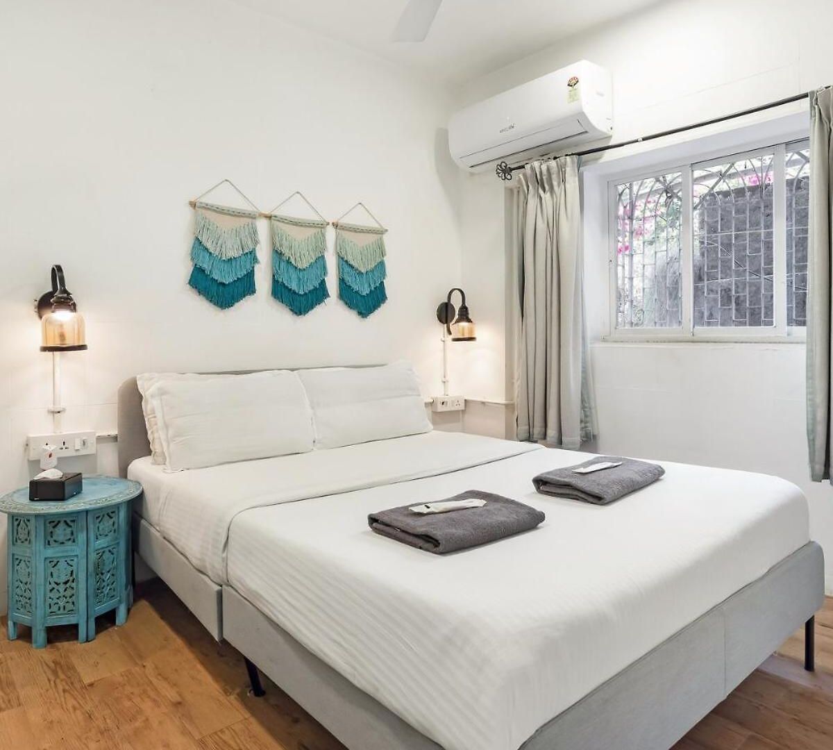 Apartment Tori 1bhk In Bandra W By Square One *