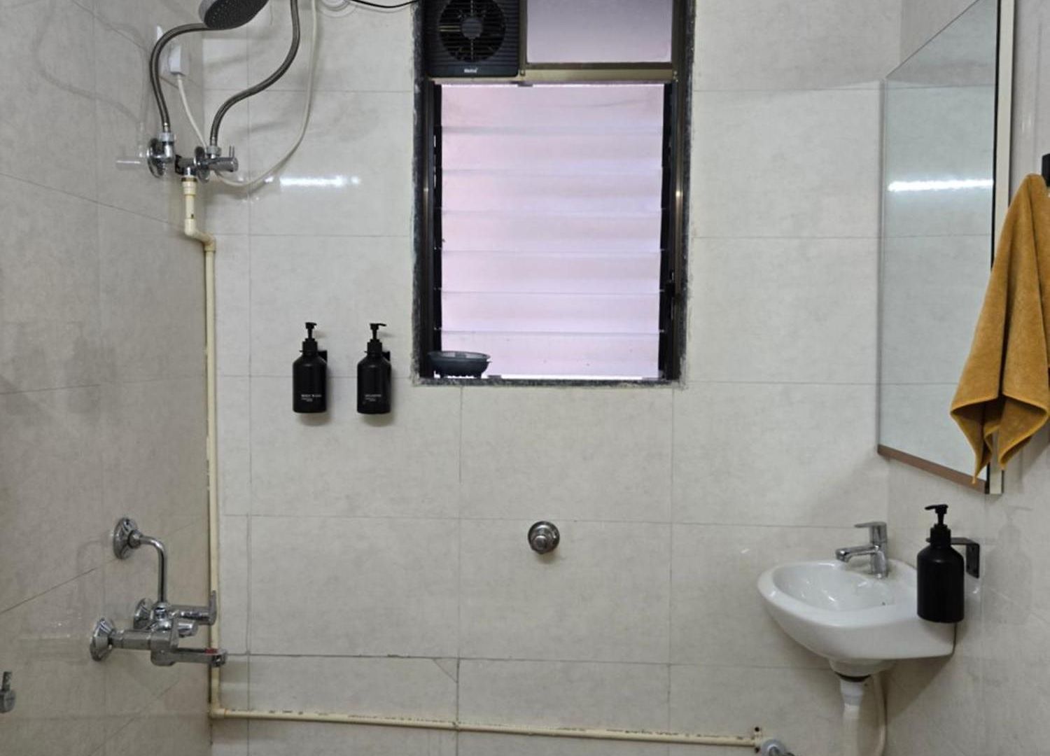 Apartment Dadar Abode