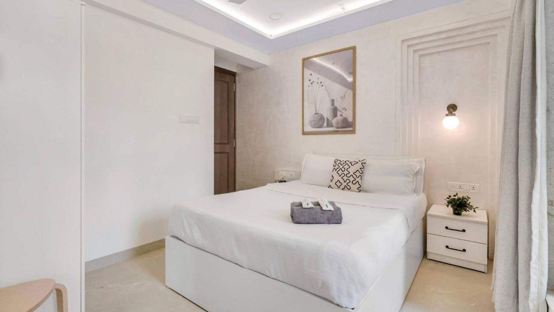 Apartment Selene 2bhk Bandra W