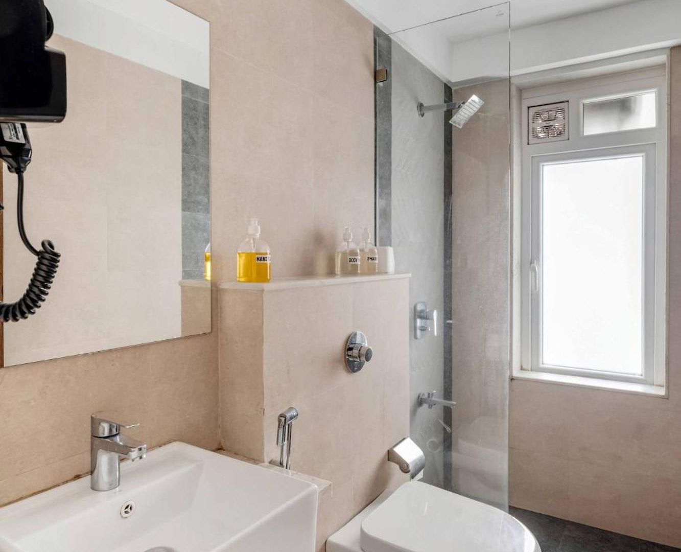 Tao Private 3bhk In Bandra