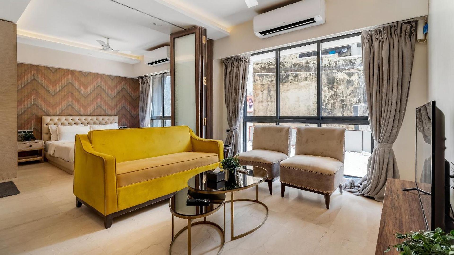 Apartment Sorrento Modern Near Bkc Mumbai