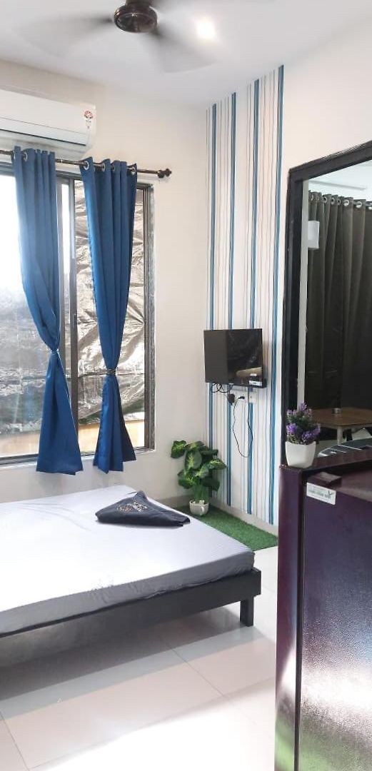 Apartment Iss 506 Private With Balcony Andheri West *