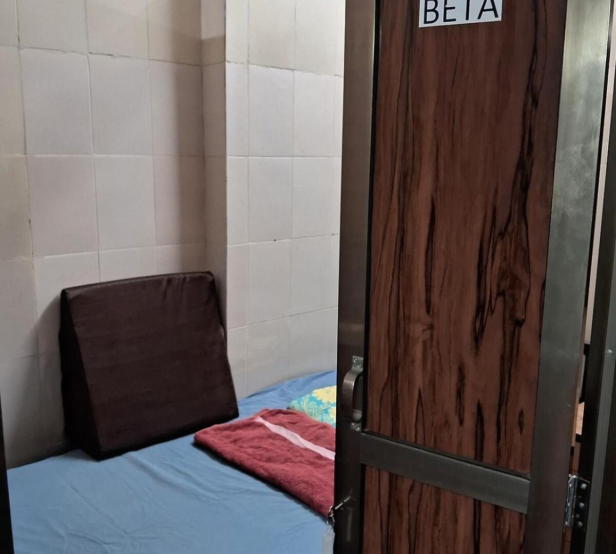 Beta Business Men Ac Near Airport & Bkc Apartment