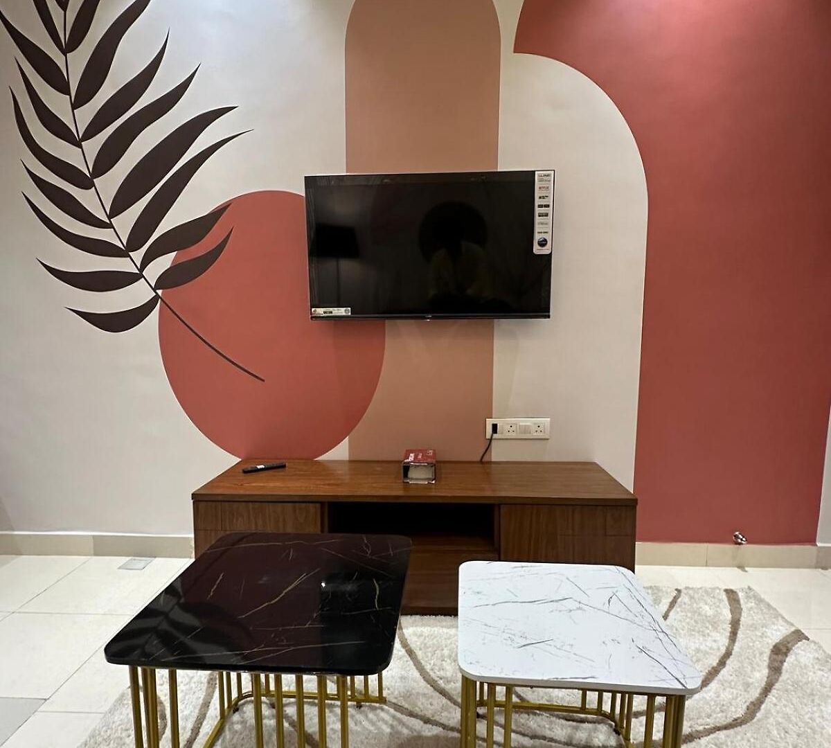 Apartment Enchante - 15 Mins From Lilavati & Nanavati Mumbai